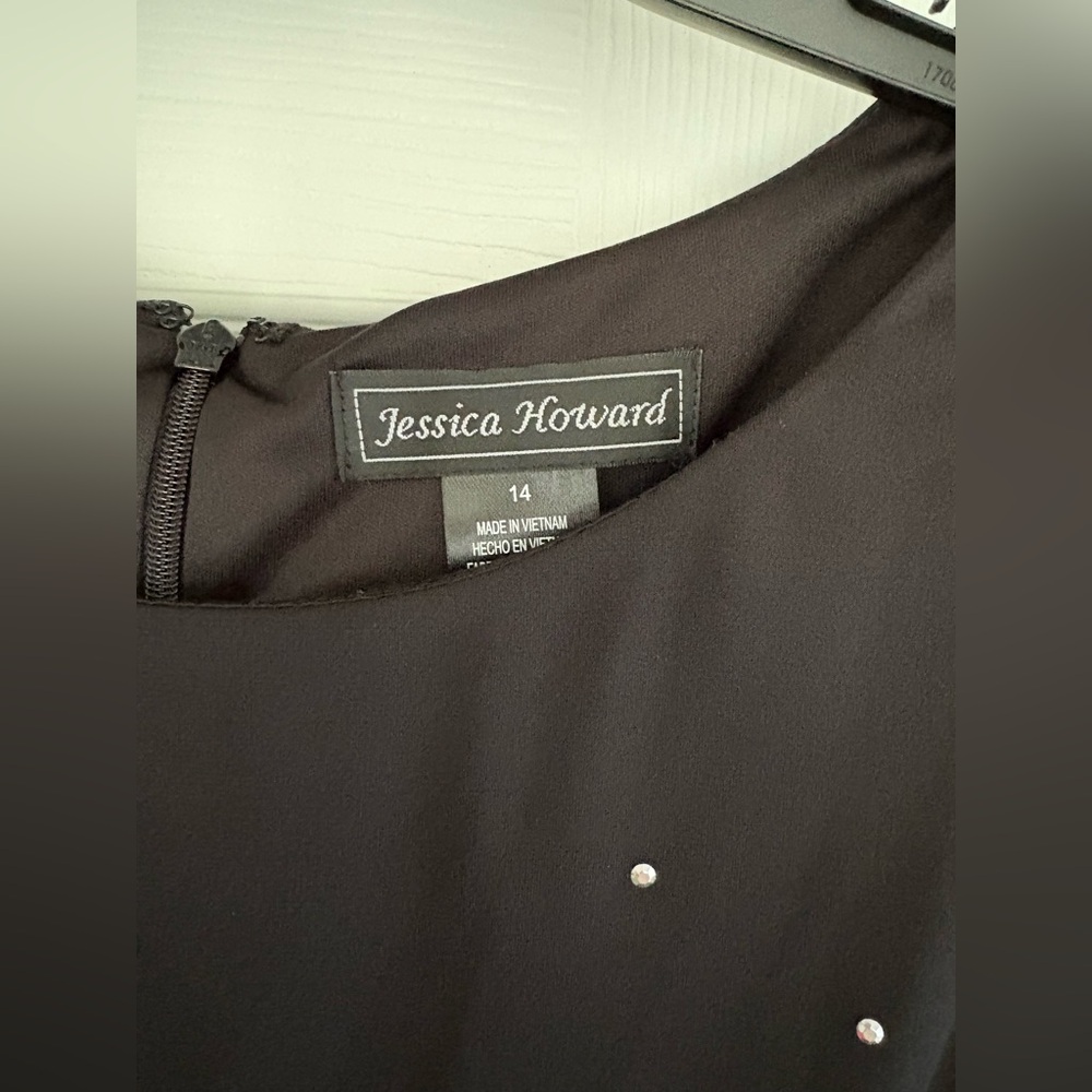 Jessica Howard Women's Black Dressy Jumpsuit with embellished top. Size 14. - Picture 3 of 5